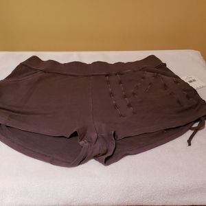 FREE PEOPLE - COMFY SHORTS - SIZE M